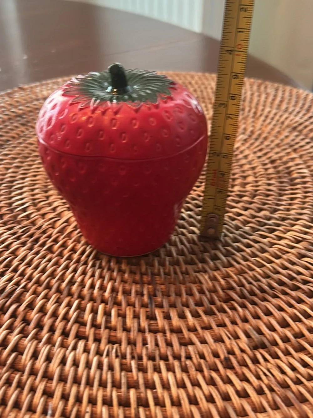 N/A bright red